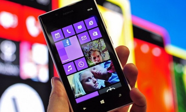 Lumia 720 dan Lumia 520 Telah Tersedia Di Australia