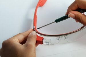 Seperti Inilah Google Glass Ketika Dibongkar