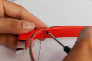 Seperti Inilah Google Glass Ketika Dibongkar