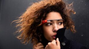 Microsoft dan Samsung Tengah Mengembangkan Kacamata Cerdas