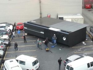 Inilah Xbox One Raksasa Buatan Microsoft