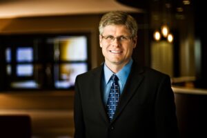 COO Qualcomm Kini Menjadi Target Incaran Microsoft