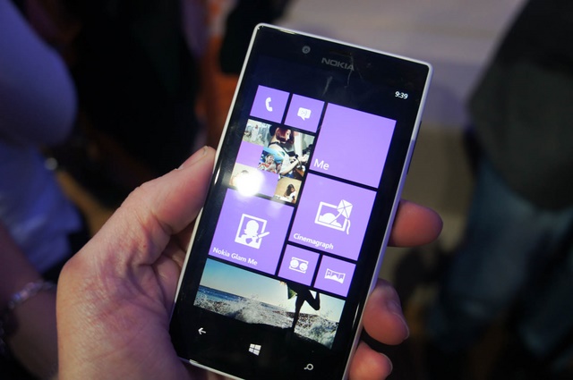 Update Lumia Black untuk Lumia 720 Sudah Dirilis