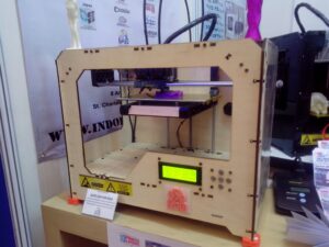 Inilah 3D Printer yang Muncul di Mega Bazaar Consumer Show 2014