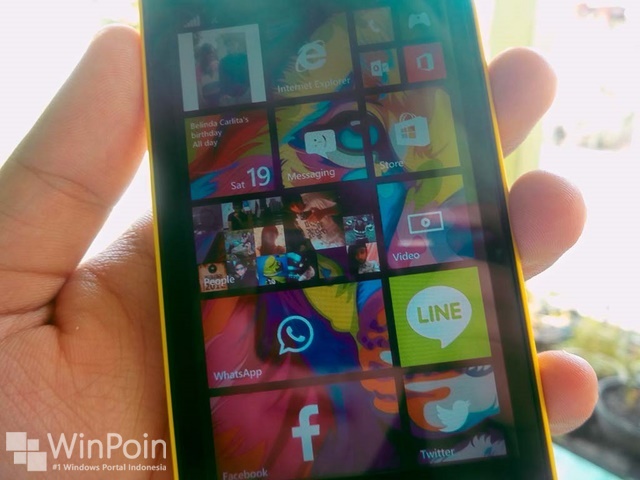 Dapatkan TIle Transparan dari Facebook, Instagram, Foursquare dan Trwitter di Windows Phone 8.1