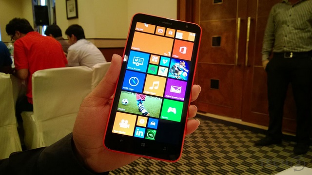 Update Cyan untuk Lumia 1320 Sudah Tersedia, Ayo Update!