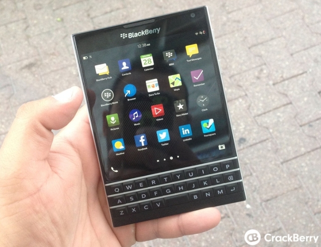 BlackBerry Belum Menyerah, Inilah Fitur dan Spesifikasi BlackBerry Passport