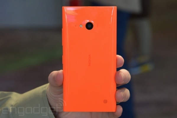 Microsoft Memamerkan “Selfie Phone” Lumia 730, Inilah Fitur dan Penampakannya!