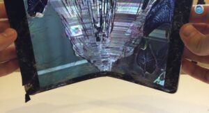 Makin Banyak Orang Mematahkan Produk Apple, Setelah iPhone Kini iPad