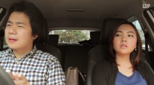 Video Konyol iPhone vs Samsung yang Sebaiknya Kamu Tonton