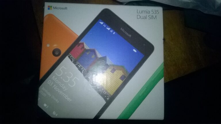 Box Microsoft Lumia 535