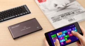 GULEEK i8: Inilah Windows 8.1 PC yang Hanya Seukuran Hardisk!