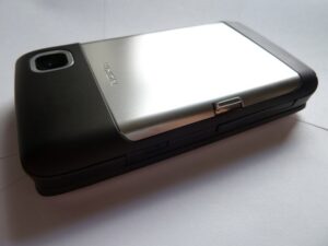 Nokia RM-137 aka Nokia E80