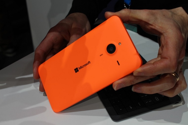 Inilah Foto dan Tampilan Lumia 640 dan Lumia 640 XL