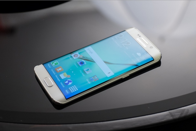 Inilah Samsung Galaxy S6 dan S6 Edge, Lengkap dengan Bundle Microsoft Apps Didalamnya