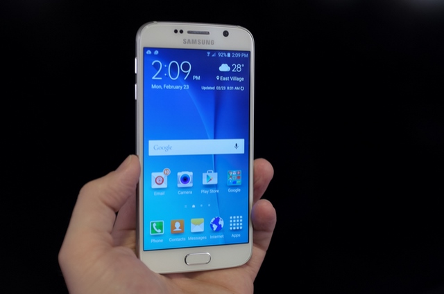 Inilah Samsung Galaxy S6 dan S6 Edge, Lengkap dengan Bundle Microsoft Apps Didalamnya