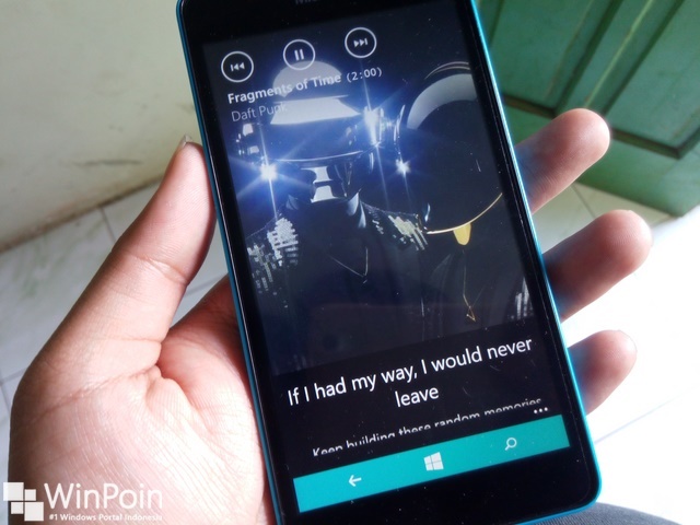 Aplikasi Musik dan Lirik di Windows Phone