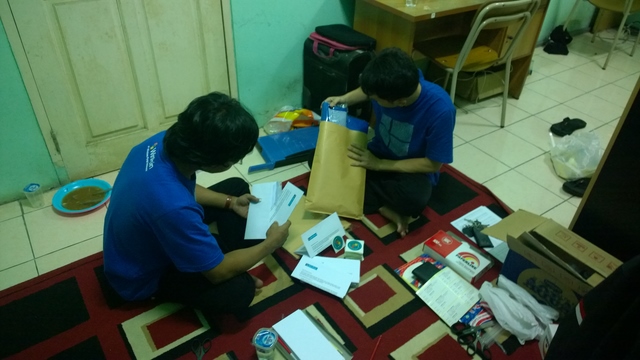Order Kaos Biner Windows dengan Pesan Tersembunyi Didalamnya Kaos Biner Gelombang 1 Sudah Mulai Dikirimkan Secara Bertahap