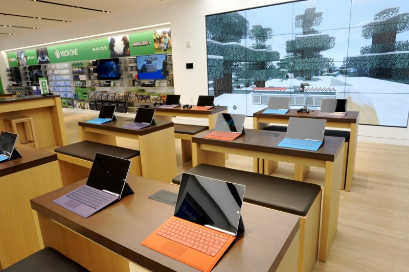 Seperti Inilah Mewahnya Microsoft Flagship Store Pertama di Dunia (Bukan Toko Biasa)