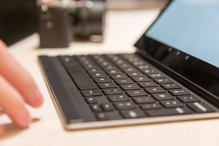 Google Pixel C vs Microsoft Surface 3: Siapakah Pemenangnya??