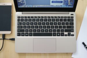 Andromium OS: Aplikasi yang Mengubah Smartphone Android Menjadi Desktop ala Continuum