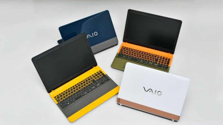 VAIO Merilis Laptop Fashionable Warna-Warni, Specs Rendah Tapi Harga Tinggi