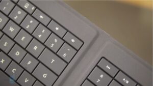 Diskon: Microsoft Foldable Keyboard Dijual Sejutaan Kurang